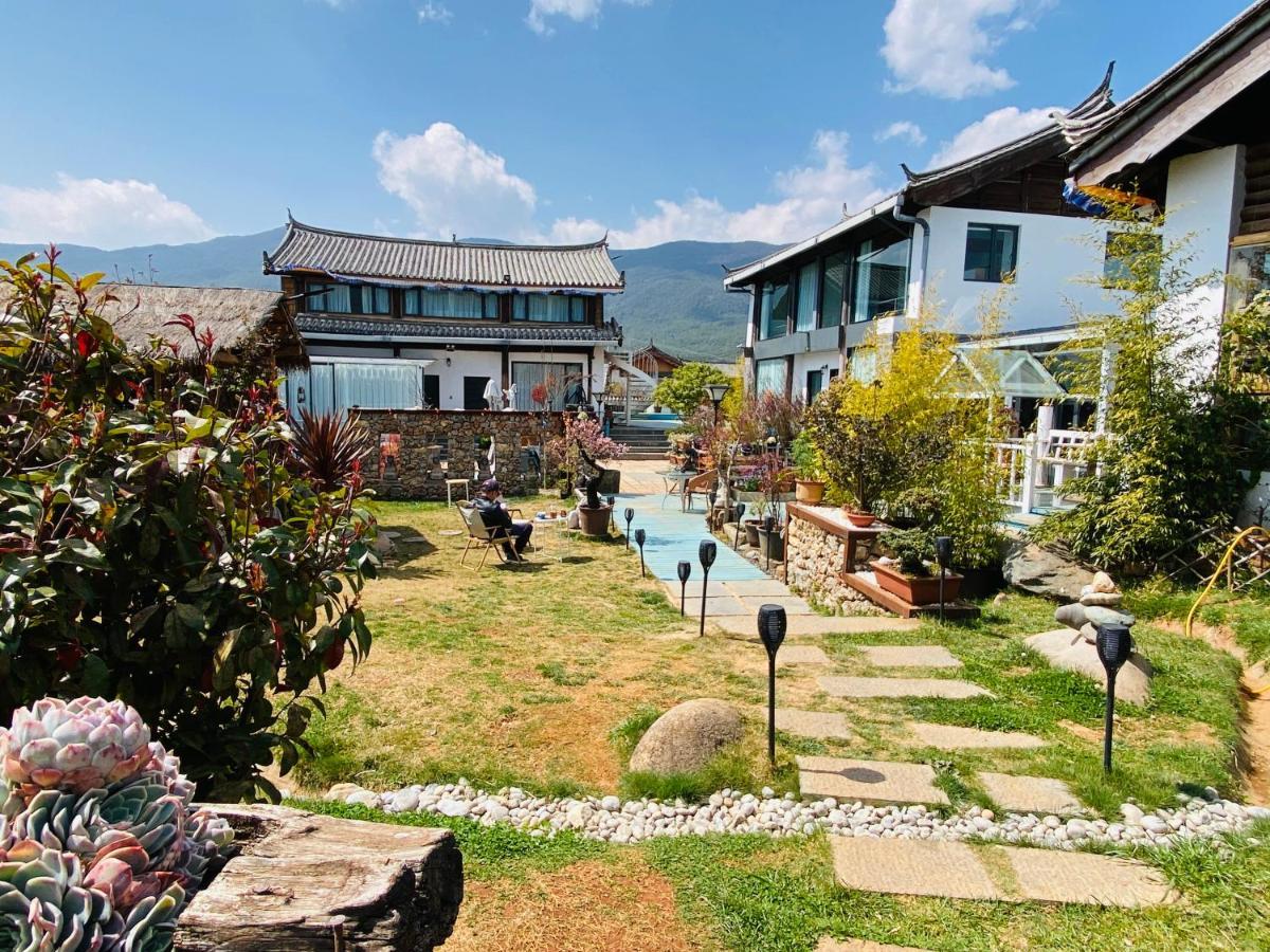 玉龙白沙普宿客栈 Lijiang  Bagian luar foto